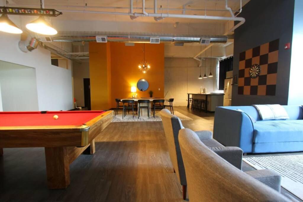 3e *new* Huge! Spacious 3 Bedroom In Oakland That Sleeps 12! Pittsburgh
