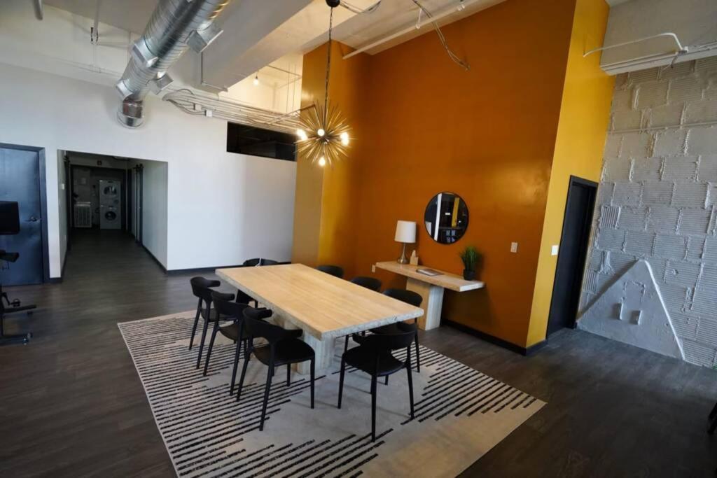 3e *new* Huge! Spacious 3 Bedroom In Oakland That Sleeps 12! * Pittsburgh