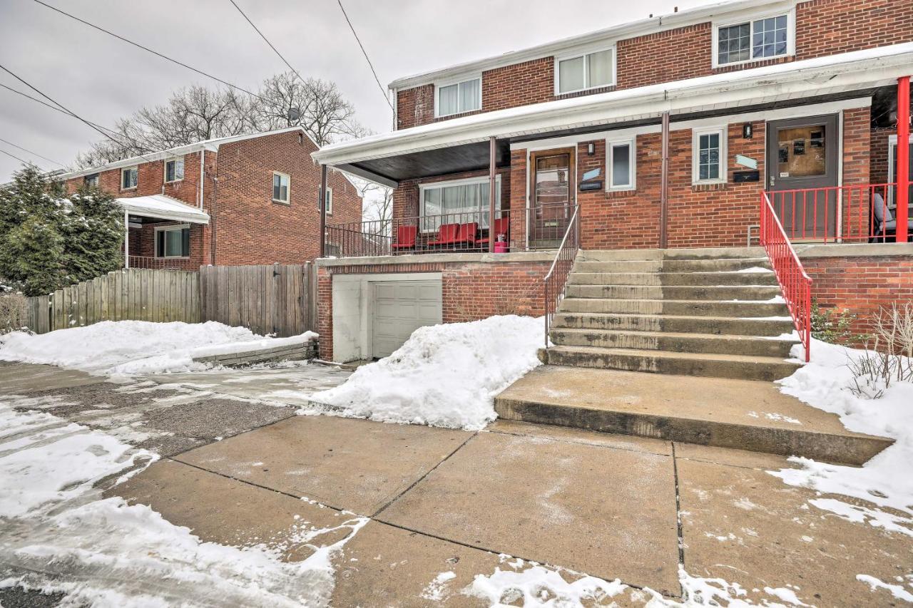 Townhome About 5 Miles To Market Square Holiday home *