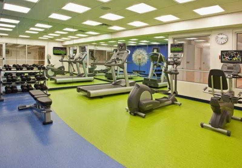 Hotel Springhill Southside Works 3*