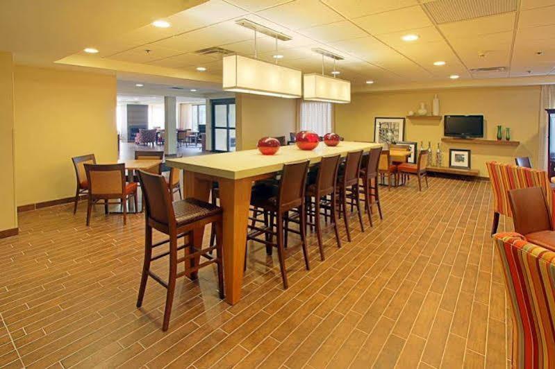 Hotel Mcknight