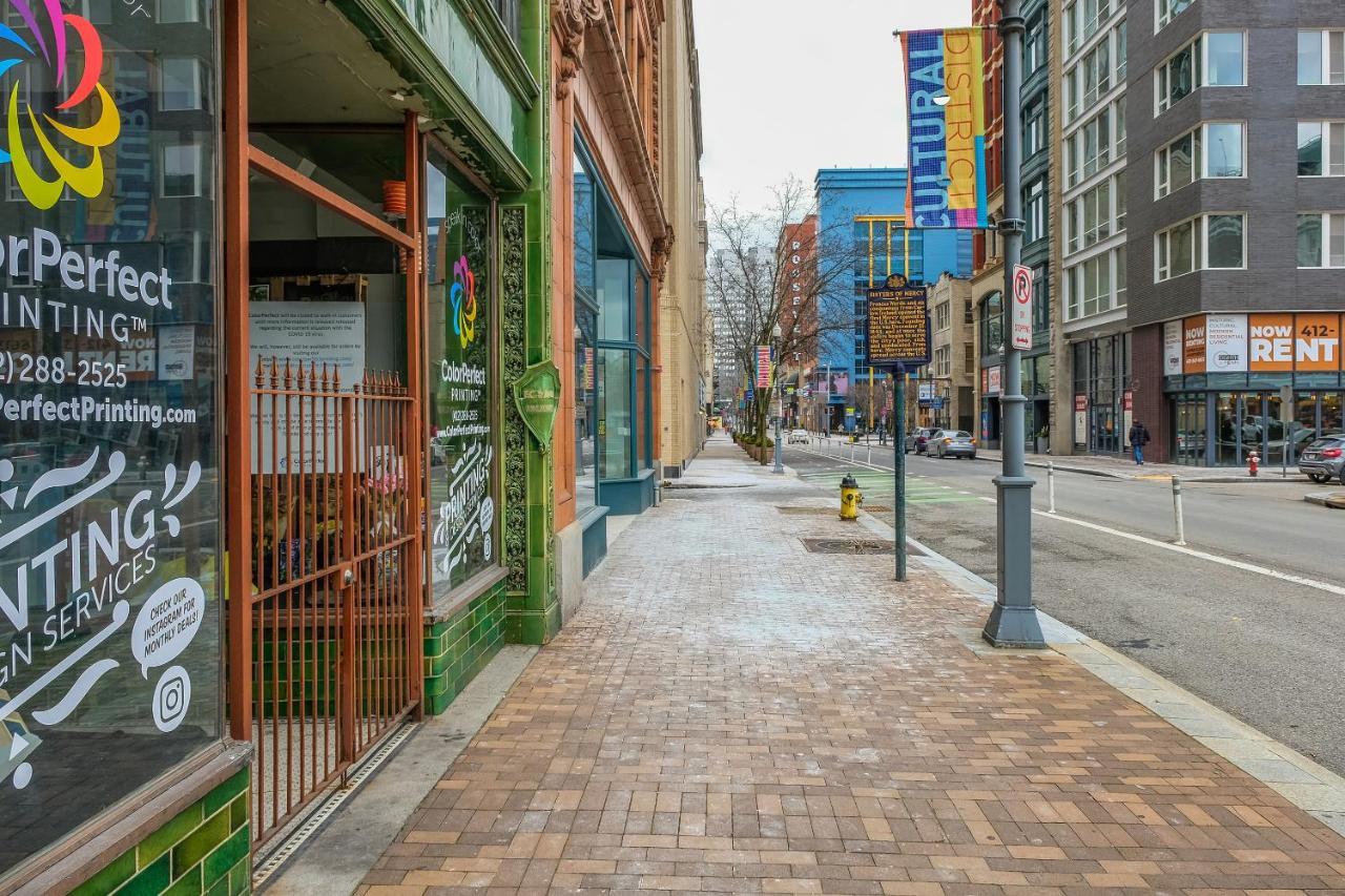 Apartment In Pittsburgh's Cultural District By Frontdesk