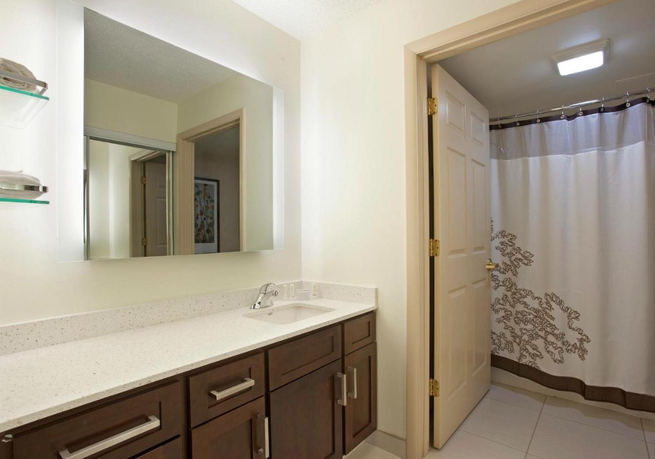 Trellis North Fayette - Airport Aparthotel Pittsburgh