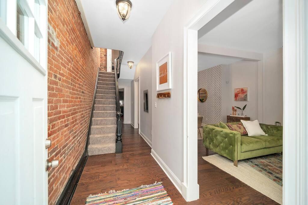 Cozy With King Beds - Short Drive To Holiday home *