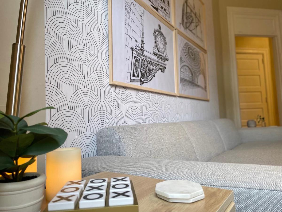 The Warhola Bloomfield By Luxe Pgh Apartment Pittsburgh