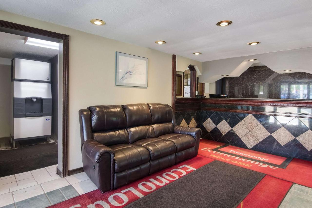Lodge Econo I-79 Pittsburgh