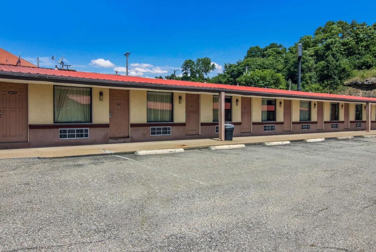Lodge Econo I-79 Pittsburgh