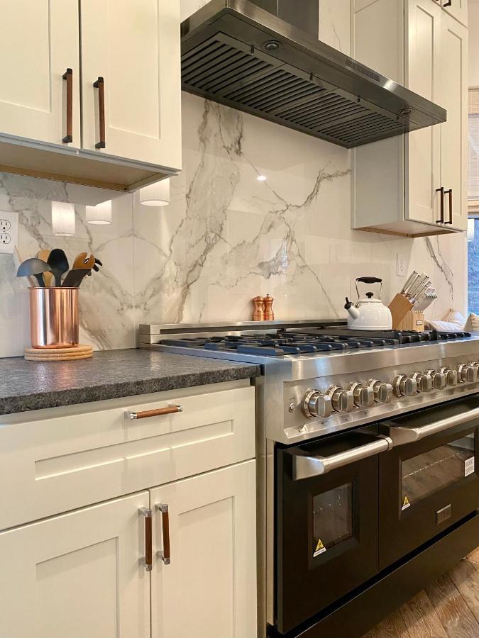 Newly Renovated Victorian Gem Perfect Space For Family Vacations! Pittsburgh