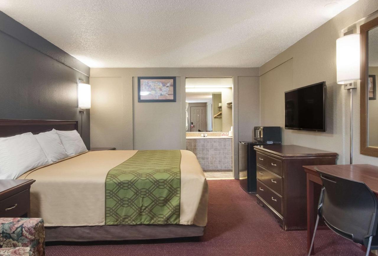 Econo I-79 Lodge Pittsburgh