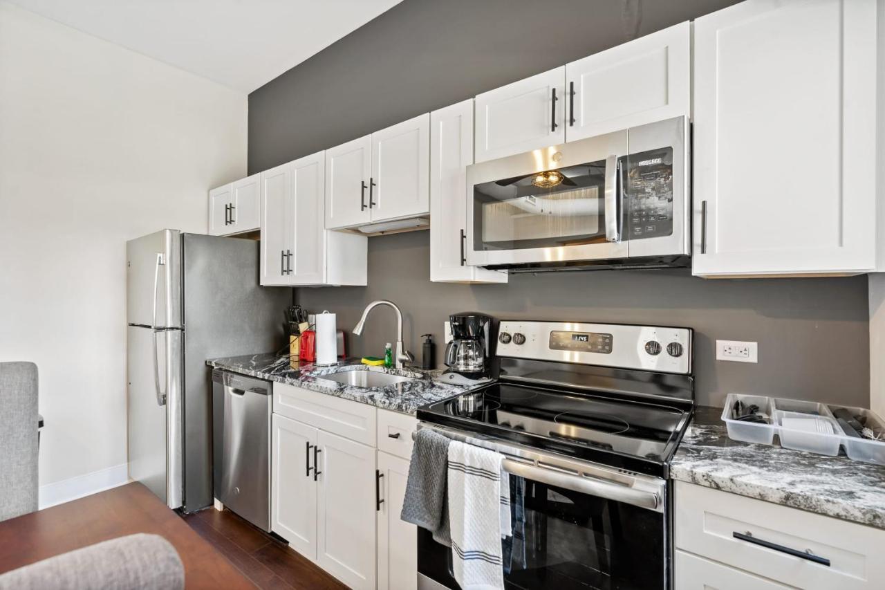 Modern Upscale 2br In Carson By Gia Pittsburgh