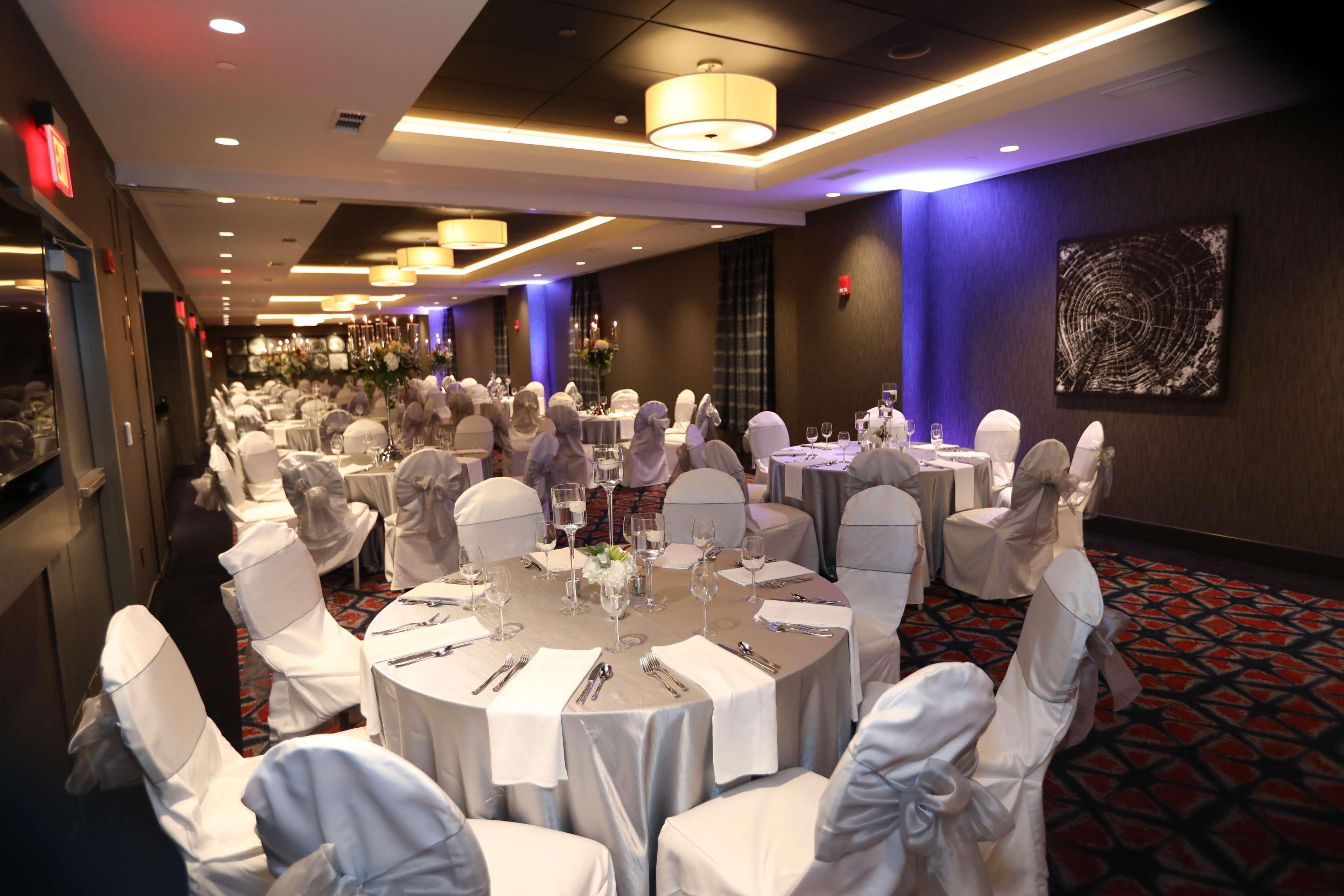 Hilton Garden Downtown Hotel 3*