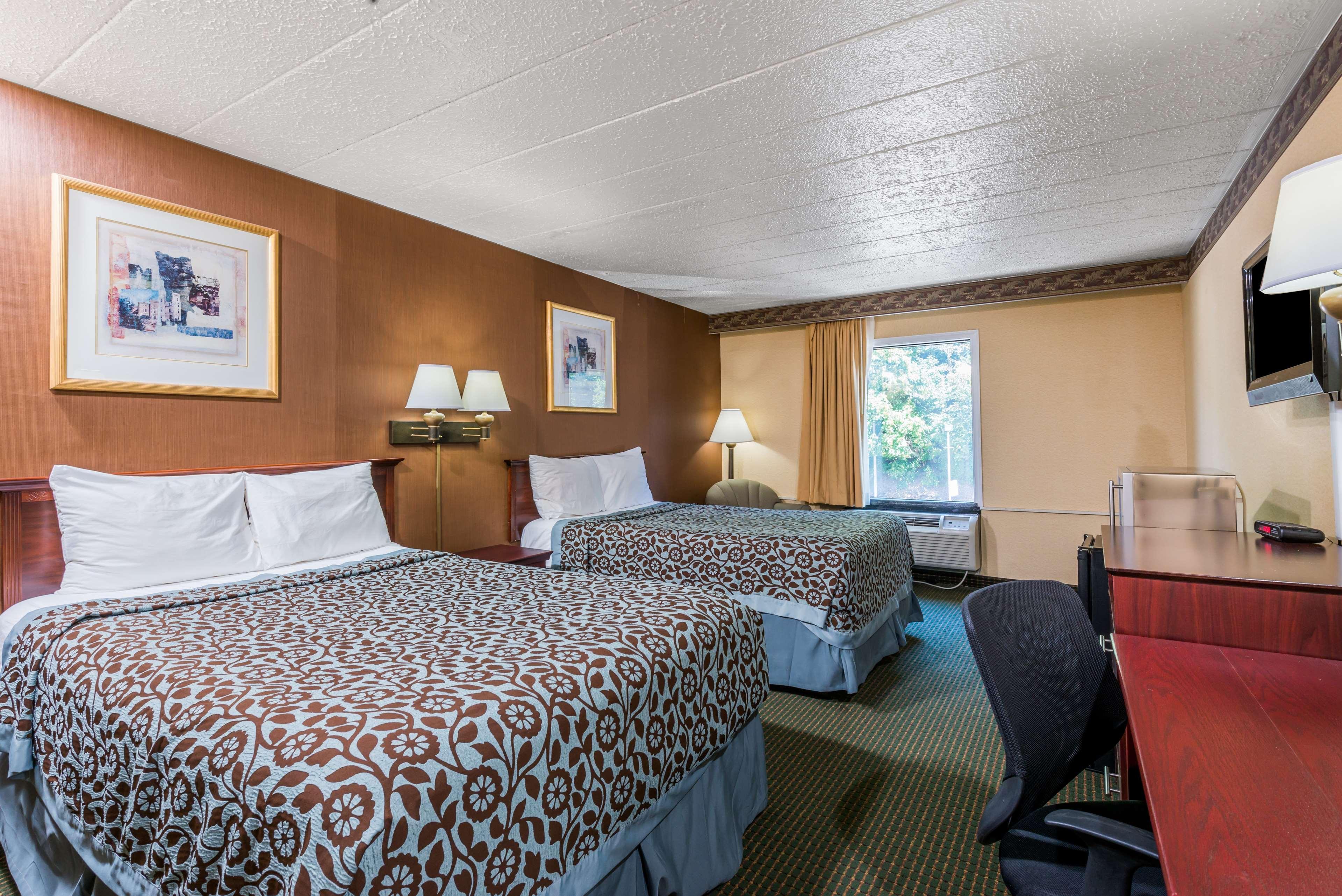 Days By Wyndham Hotel Pittsburgh