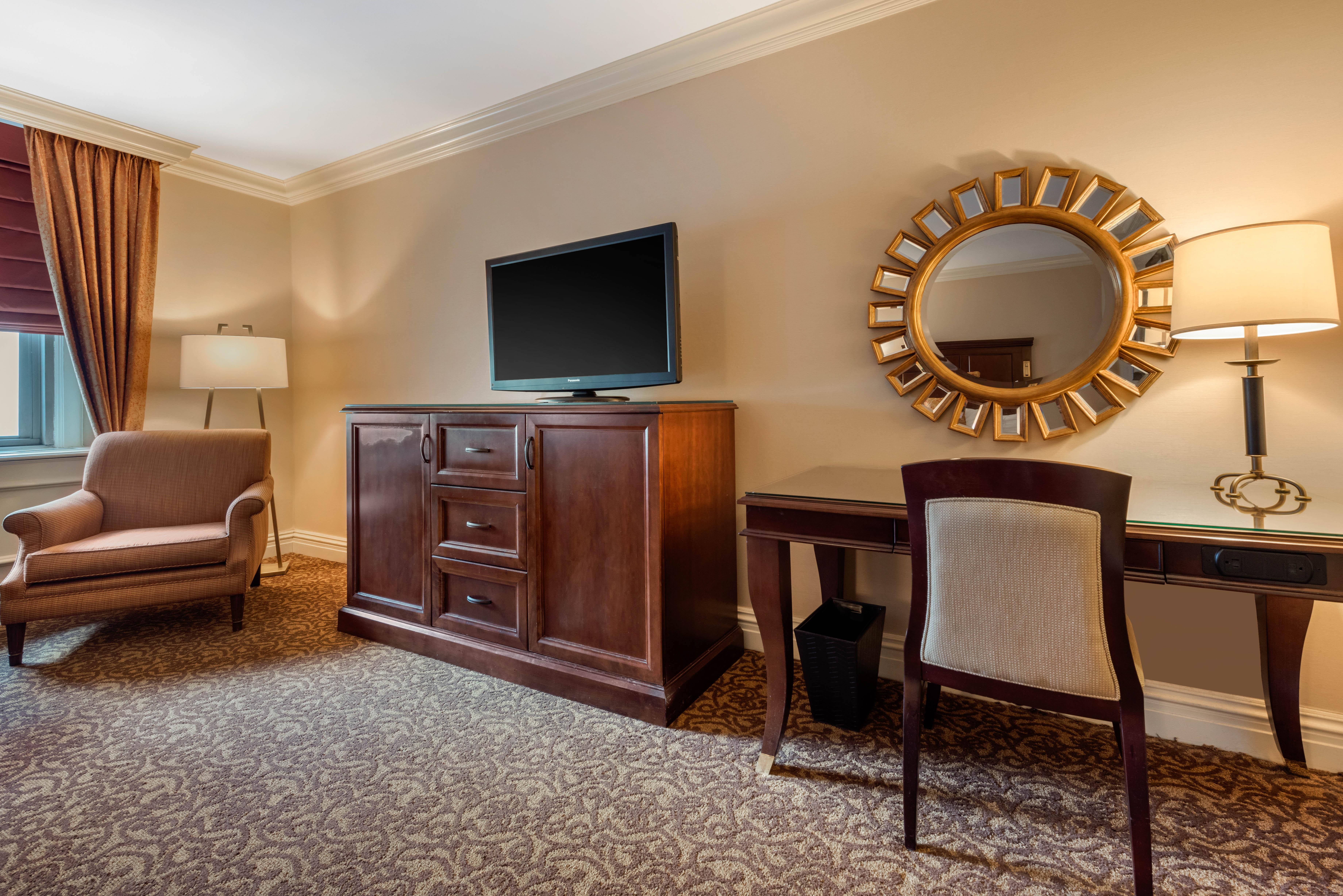 Hotel Omni William Penn 4*