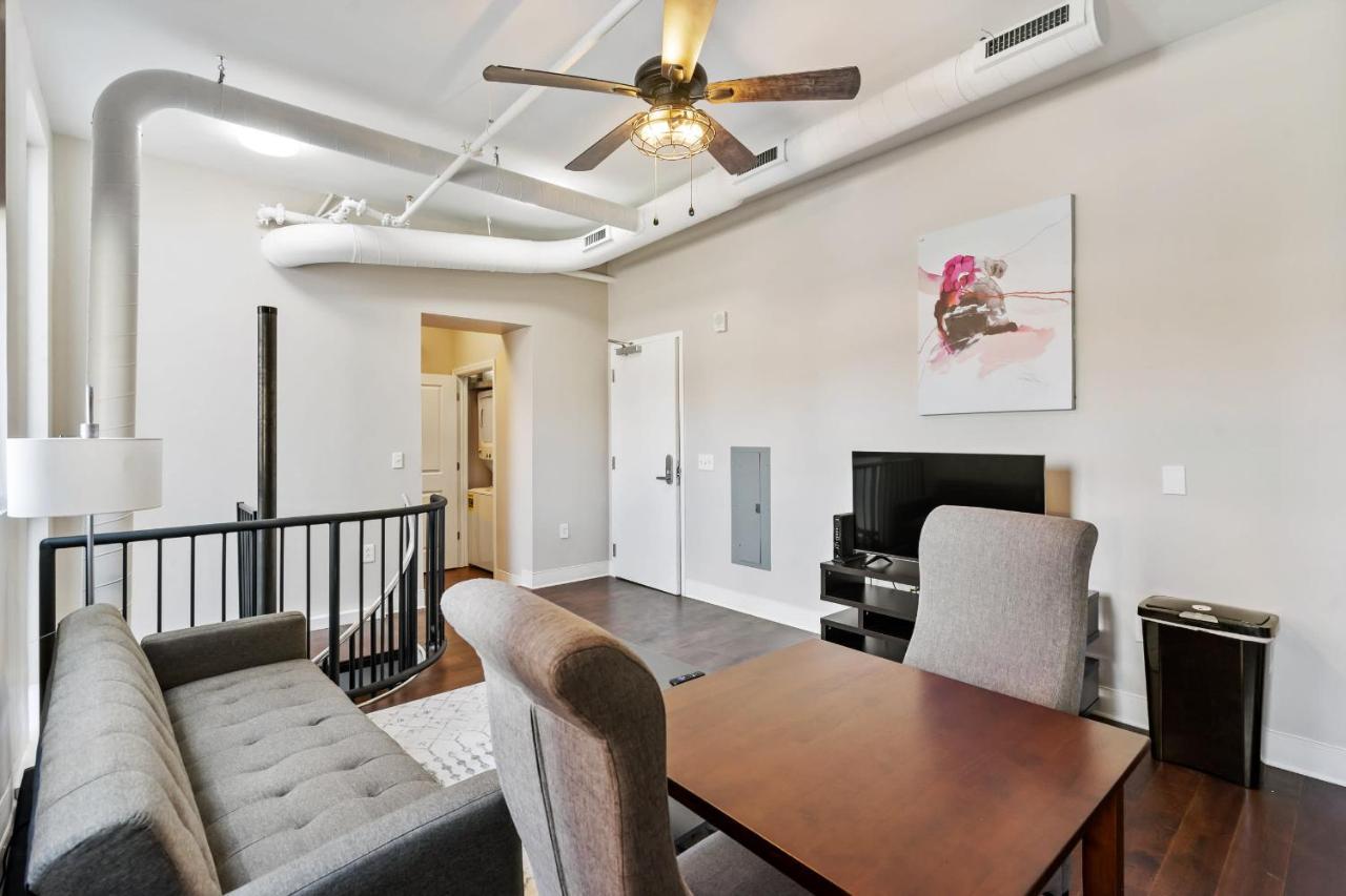 Modern Upscale 2br In Carson By Gia * Pittsburgh