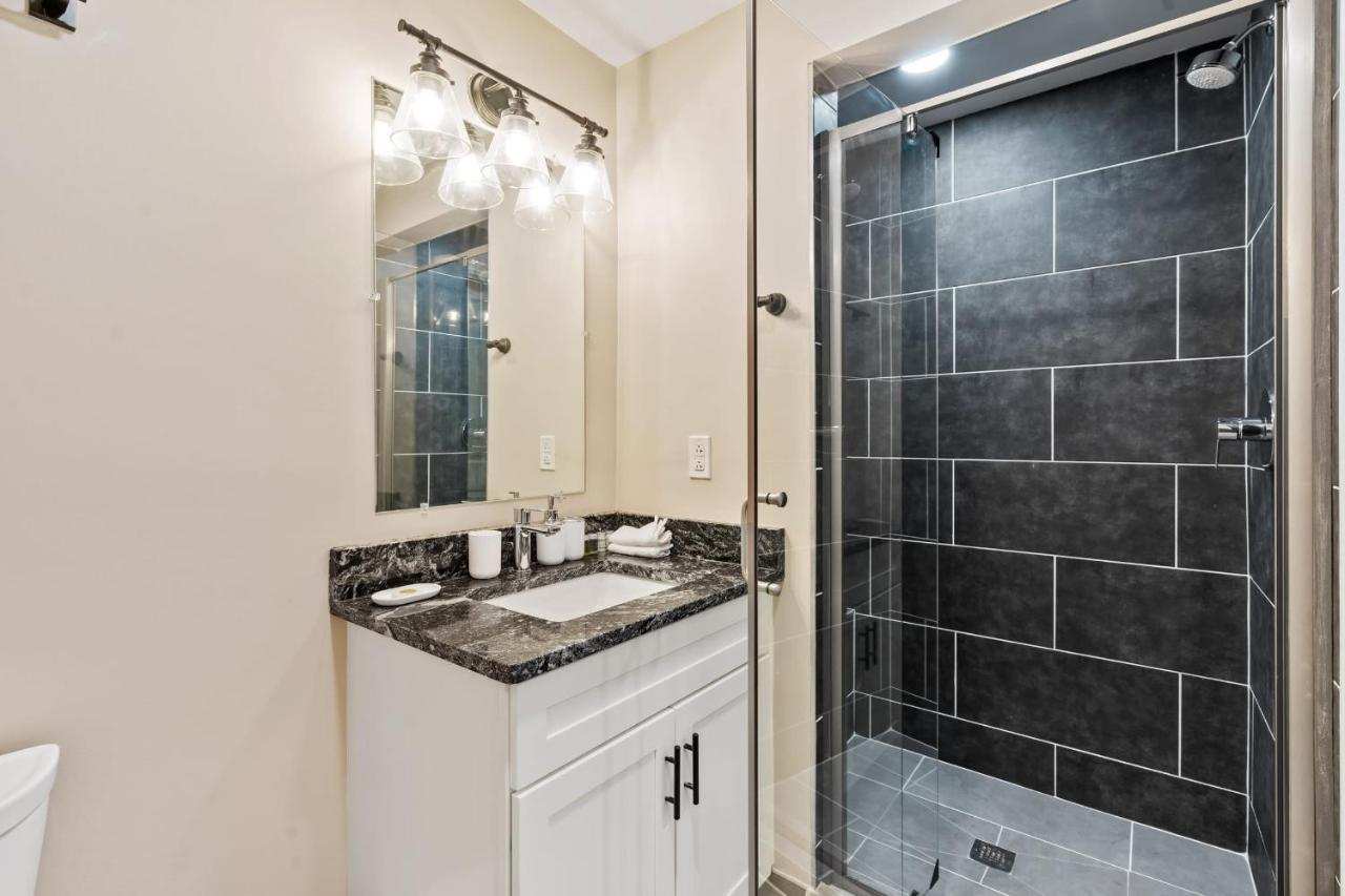 Modern Upscale 2br In Carson By Gia Apartment