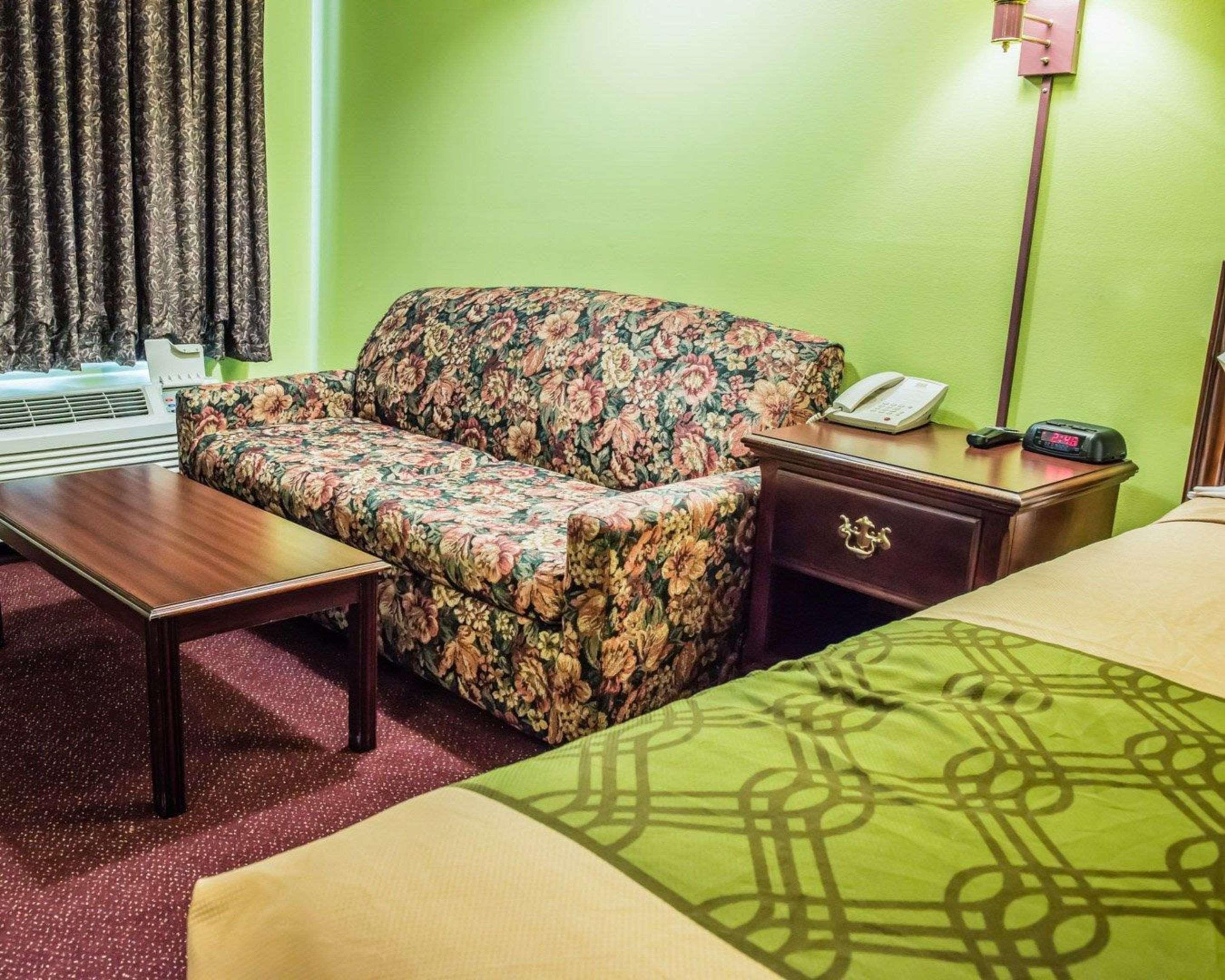 Econo I-79 Lodge Pittsburgh