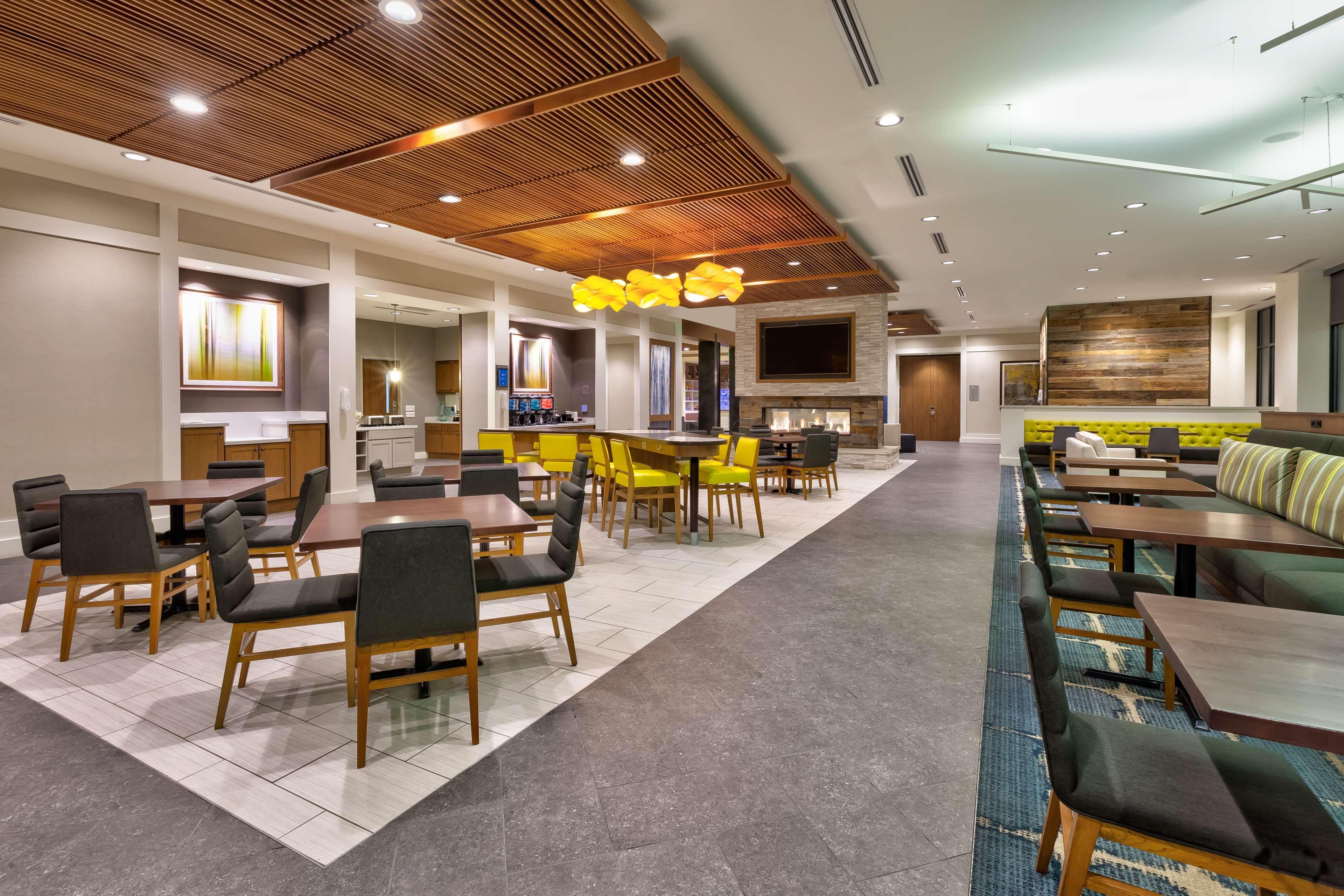 Hotel Homewood By Hilton Downtown Pittsburgh