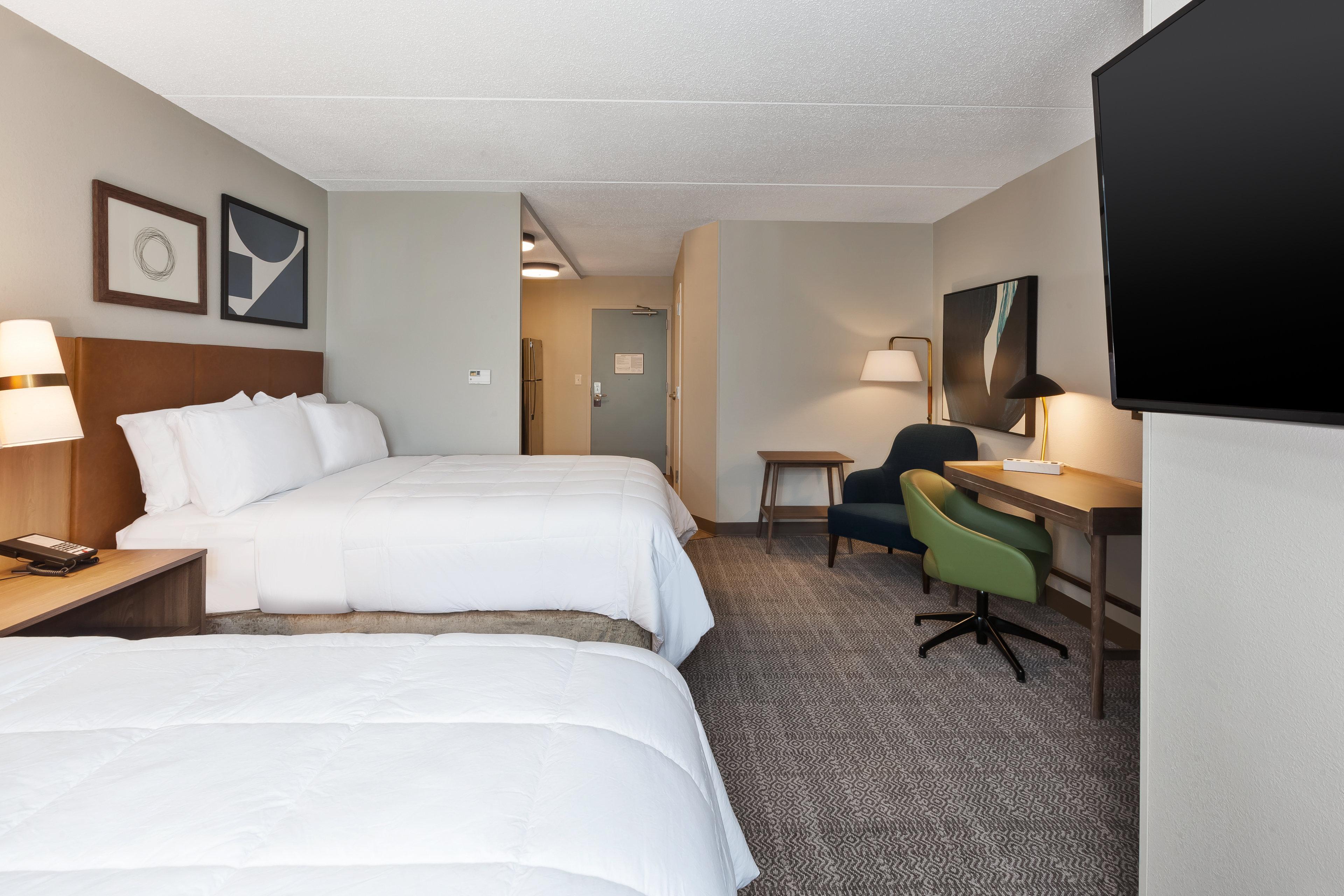 Hotel Staybridge Airport By Ihg 3*
