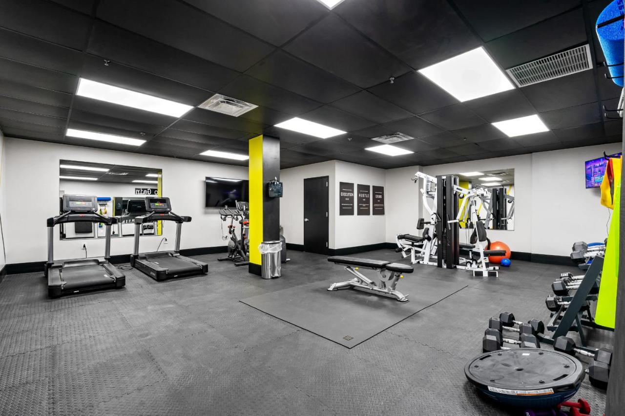 Modern Upscale 2br In Carson By Gia