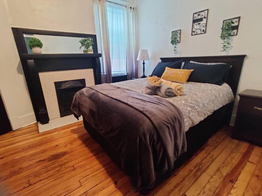 Apartment Lovely 2br W Office Space - King Bed & Alexa