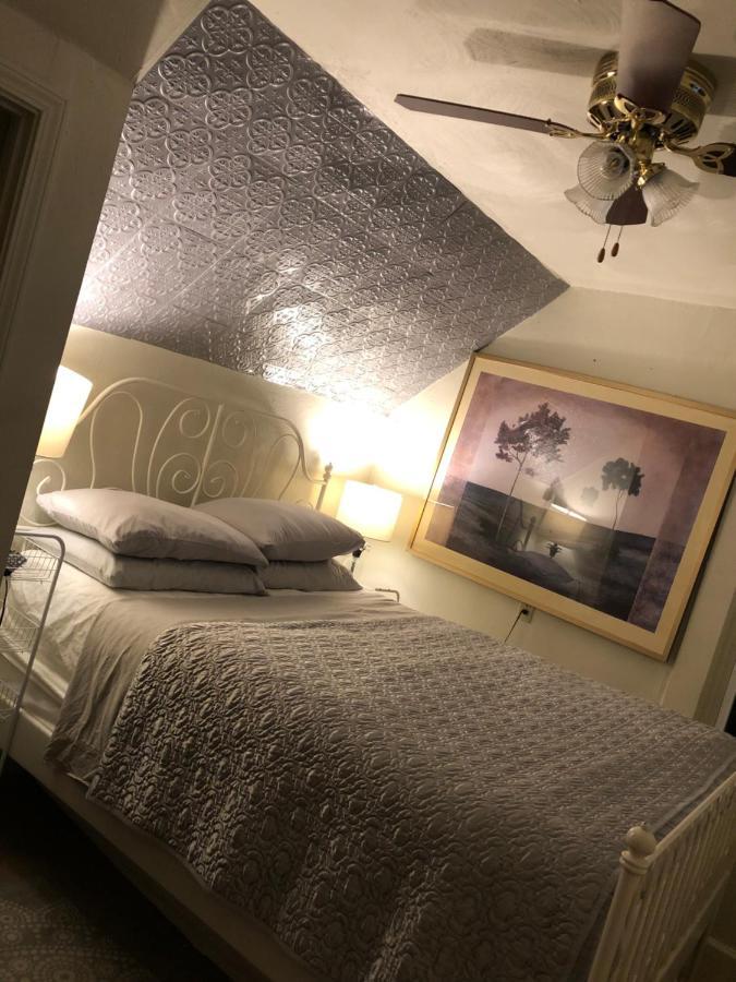 Guest house Highland Park Pittsburgh