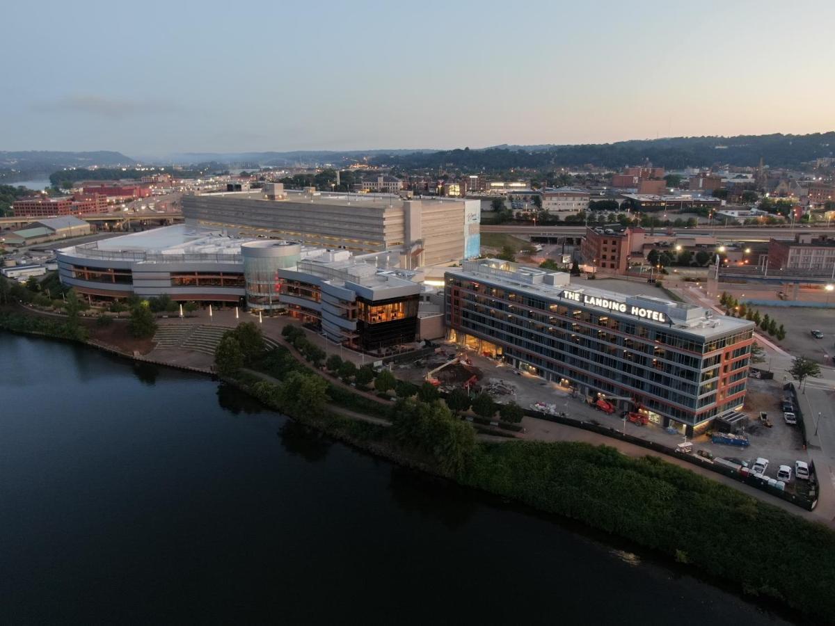 The Landing At Rivers Casino Hotel 3*