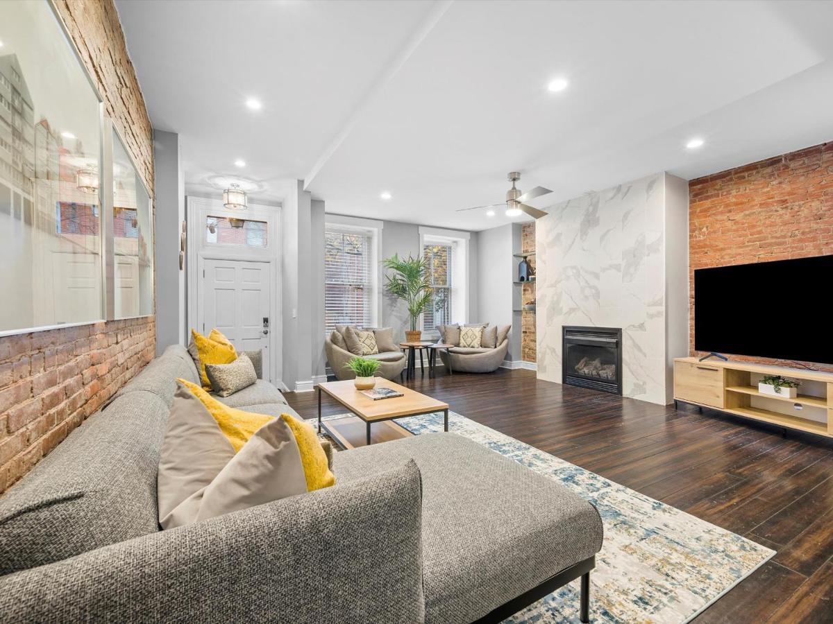 Stylish 4 Bedroom Loft Home, North Shore, Skyline View Close To Nhl, Nfl *