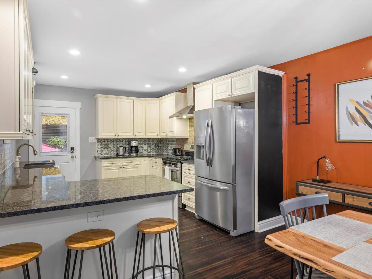 Casa de férias Stylish 4 Bedroom Loft Home, North Shore, Skyline View Close To Nhl, Nfl Pittsburgh