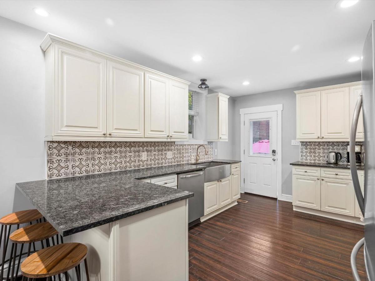 Stylish 4 Bedroom Loft Home, North Shore, Skyline View Close To Nhl, Nfl Pittsburgh