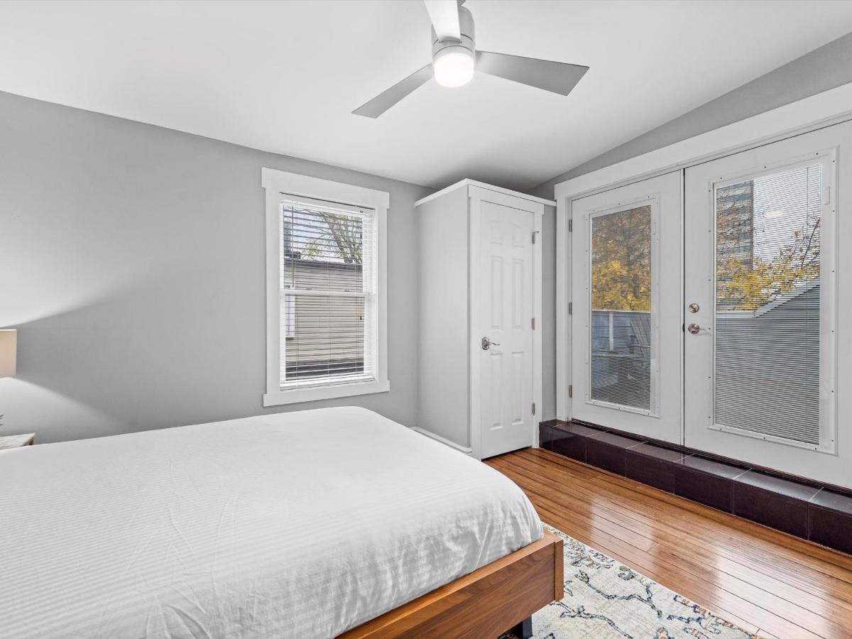 Stylish 4 Bedroom Loft Home, North Shore, Skyline View Close To Nhl, Nfl Casa de férias *