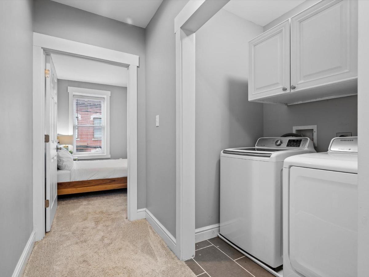 Casa de férias Stylish 4 Bedroom Loft Home, North Shore, Skyline View Close To Nhl, Nfl