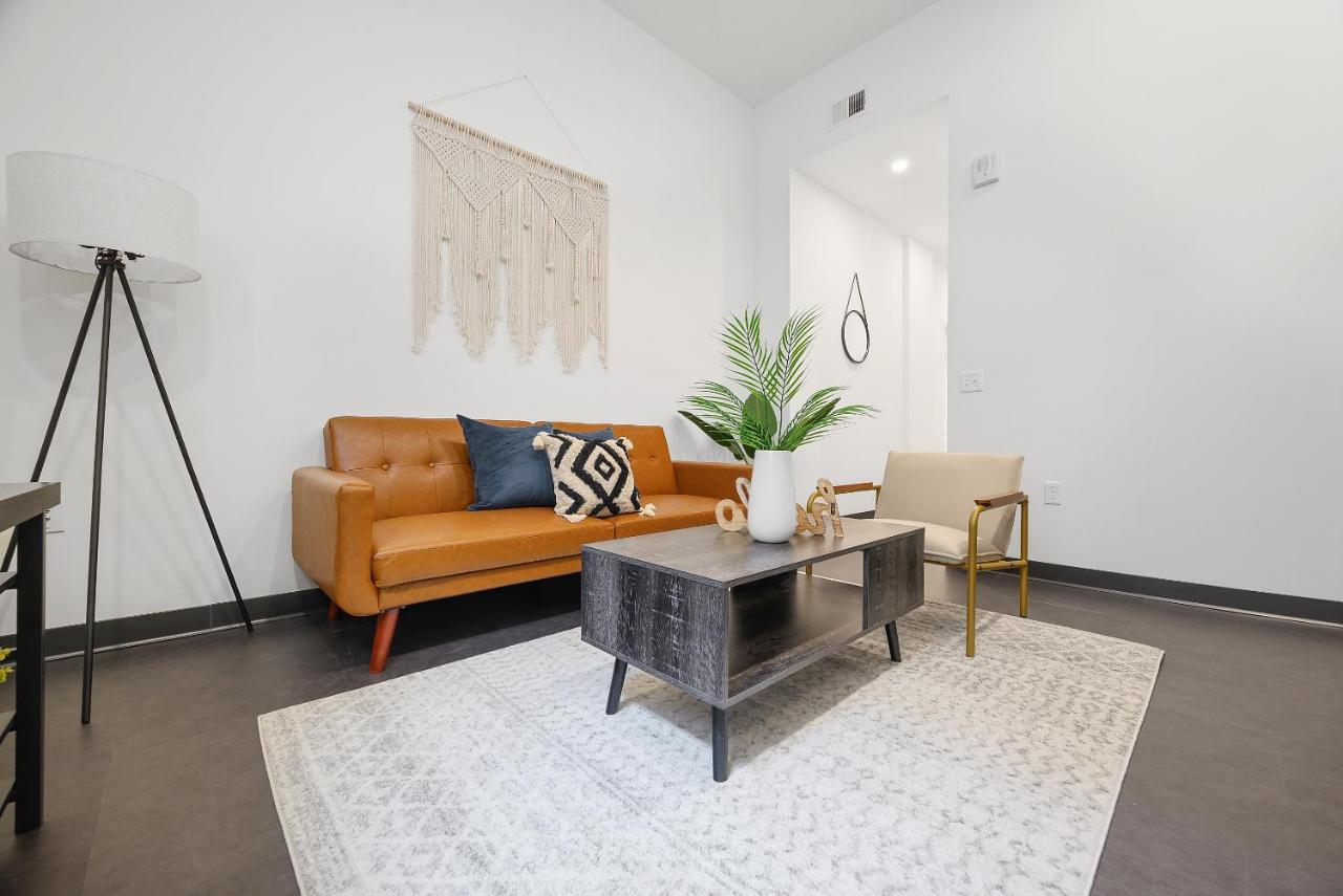 Apartment In Pittsburgh's Cultural District By Frontdesk *