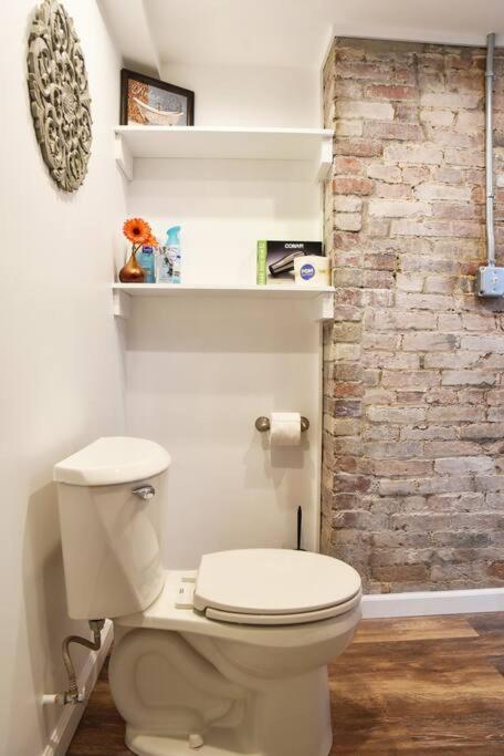 Cozy Mount Washington With Parking-sleeps 4 Apartment Pittsburgh