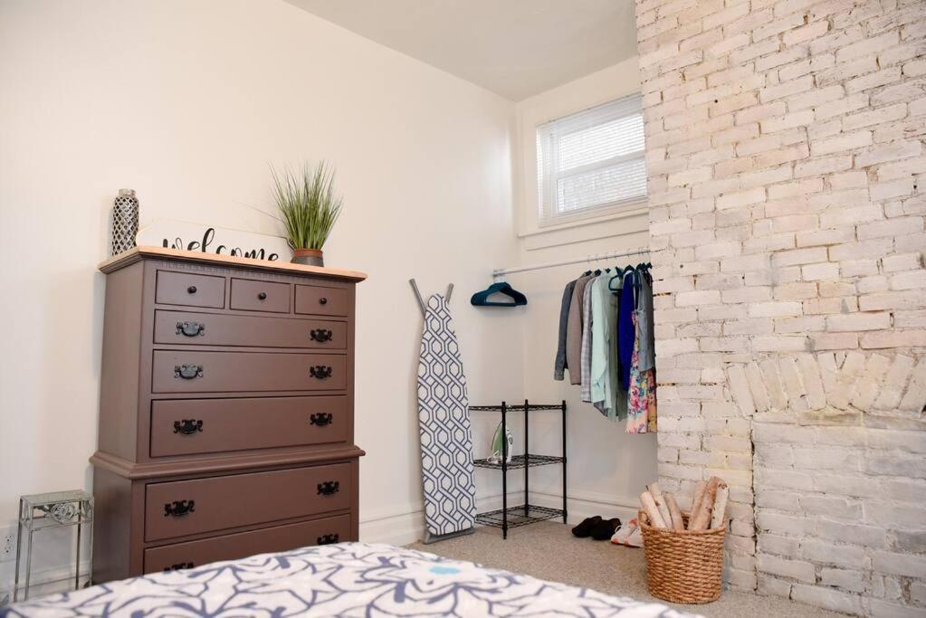 Perfect Close To & Airport