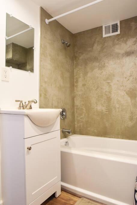 Cozy Mount Washington With Parking-sleeps 4 * Pittsburgh