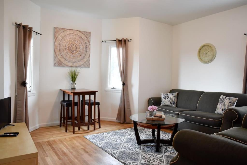 Holiday home Cozy & Family Friendly Sleeps 6