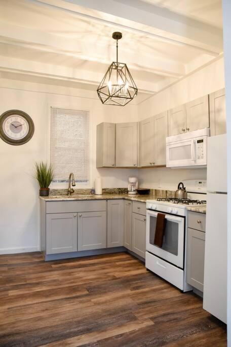 Perfect Close To & Airport Pittsburgh