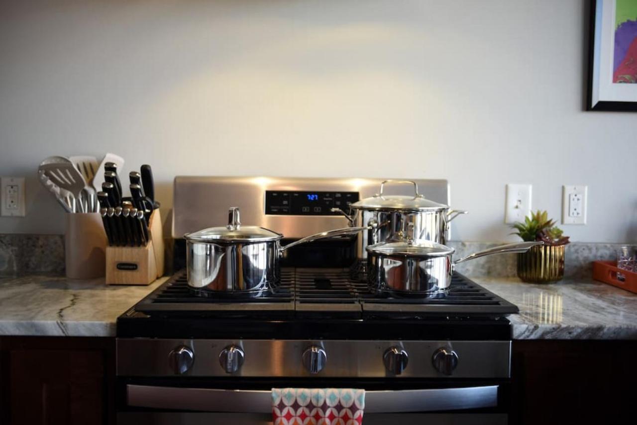 Apartamento Hostwise - The Washington At Chatham - Free Parking, Private Gym, Skyline Views! *
