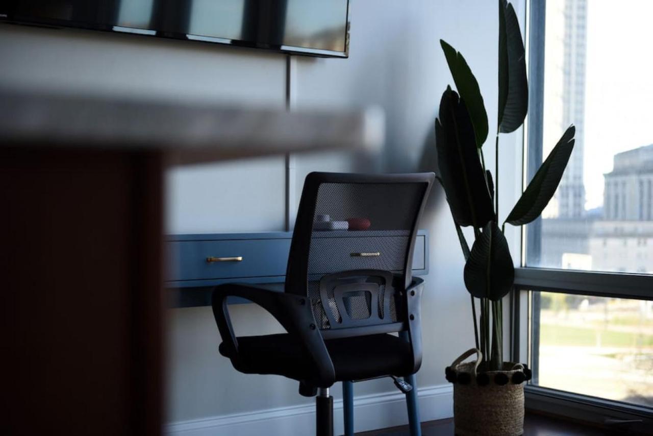 Hostwise - The Washington At Chatham - Free Parking, Private Gym, Skyline Views! Apartamento