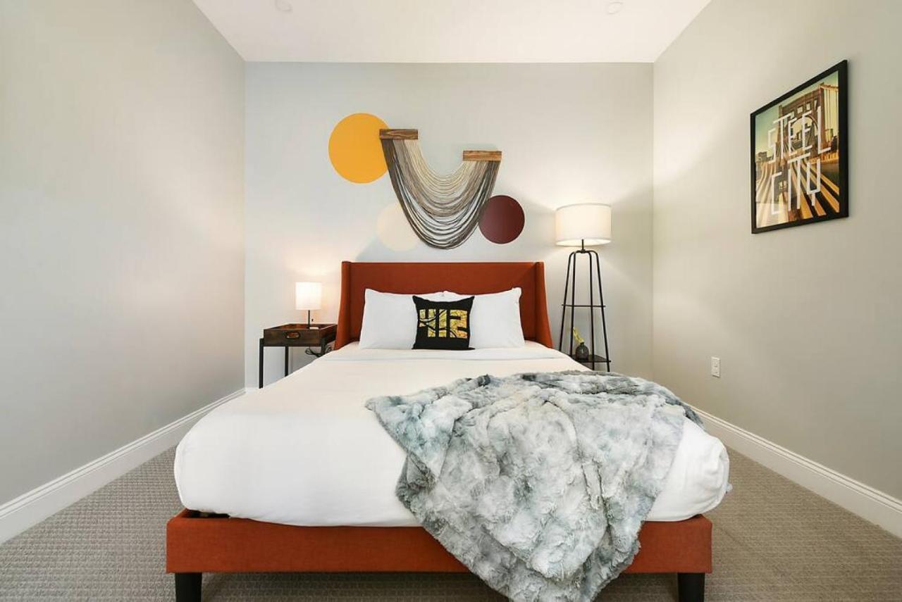 Hostwise Stays - The Washington At Chatham - Free Parking, Private Gym, Views! Apartment *