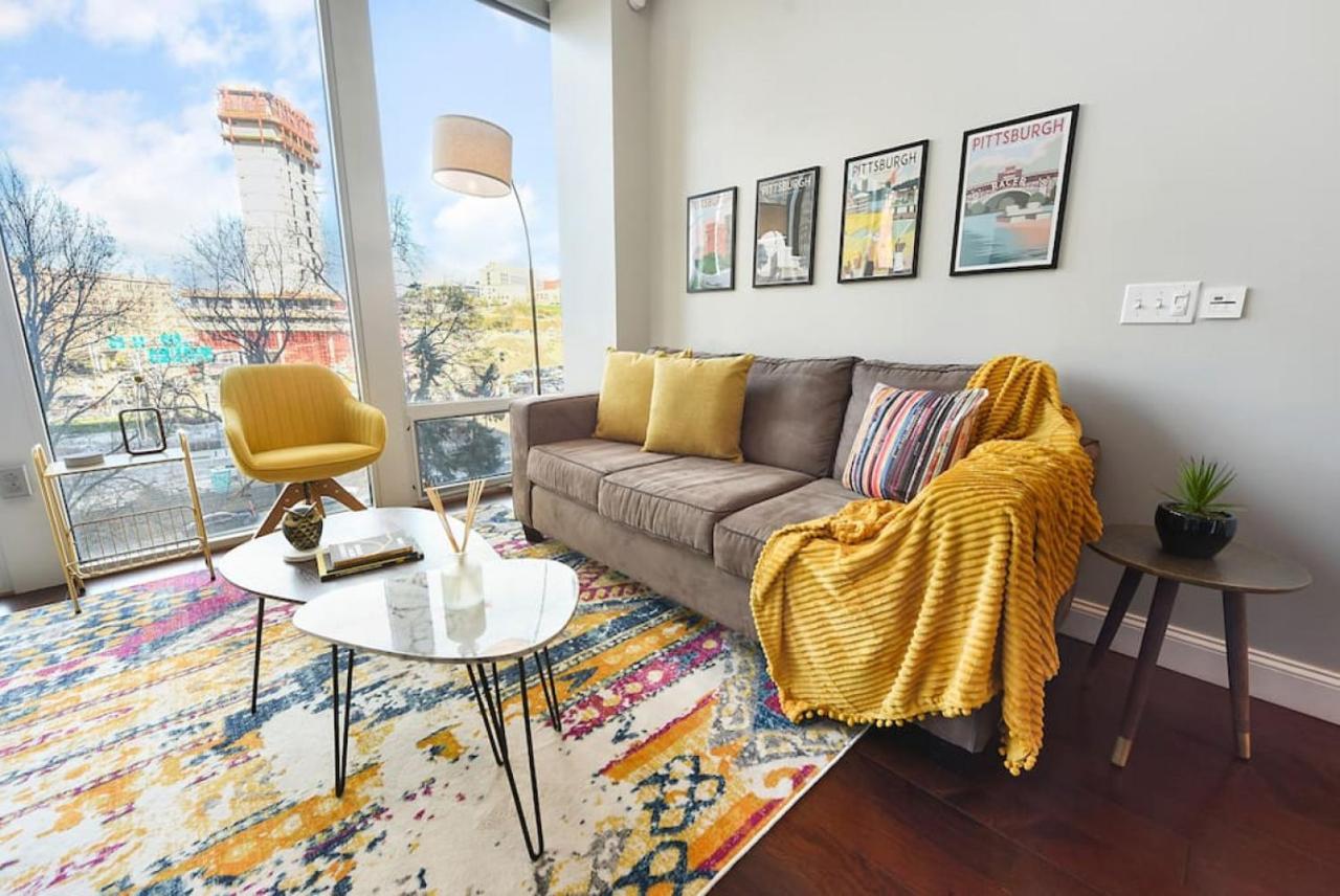 Apartamento Hostwise - The Washington At Chatham - Free Parking, Private Gym, Skyline Views! Pittsburgh