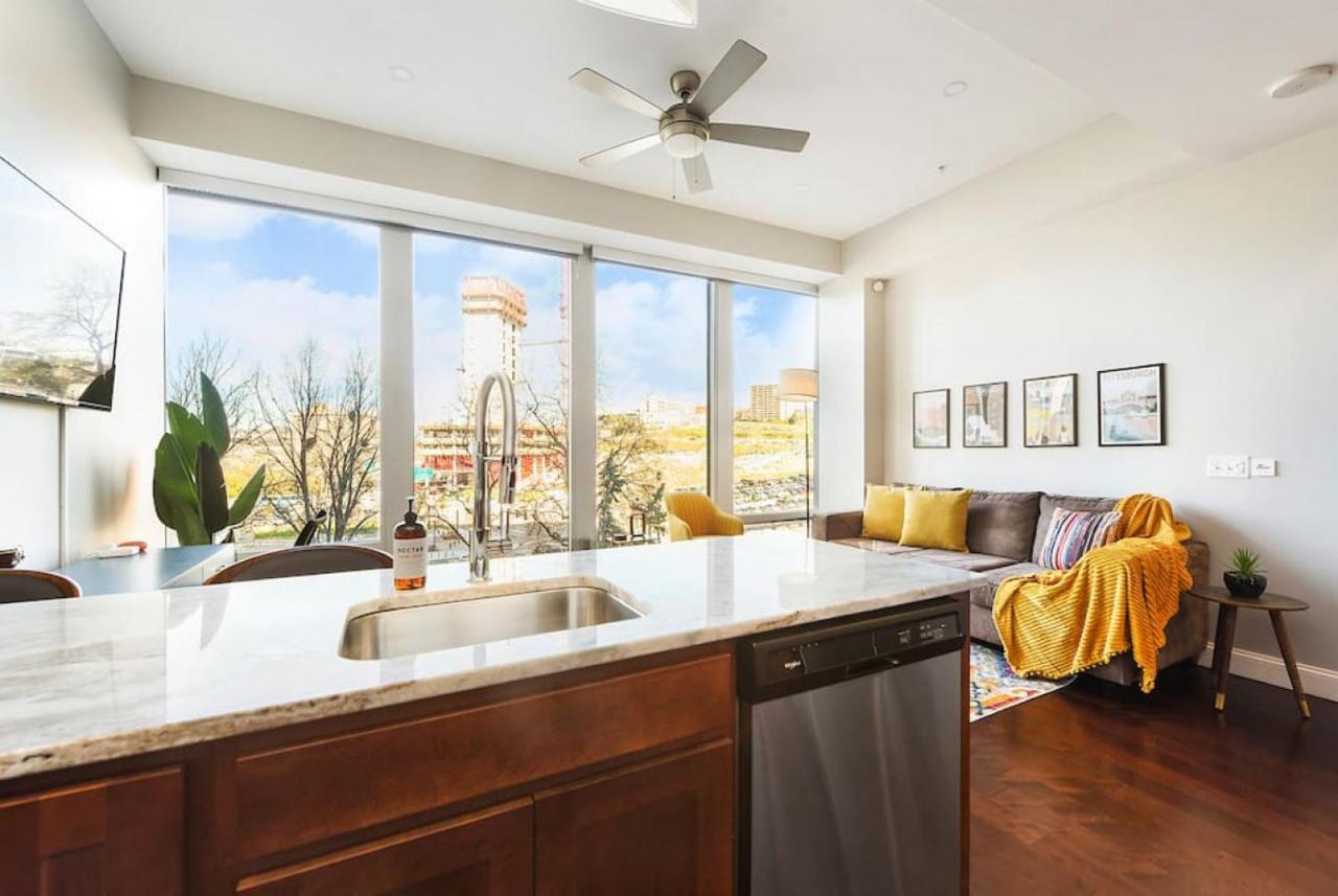 Apartamento Hostwise - The Washington At Chatham - Free Parking, Private Gym, Skyline Views!