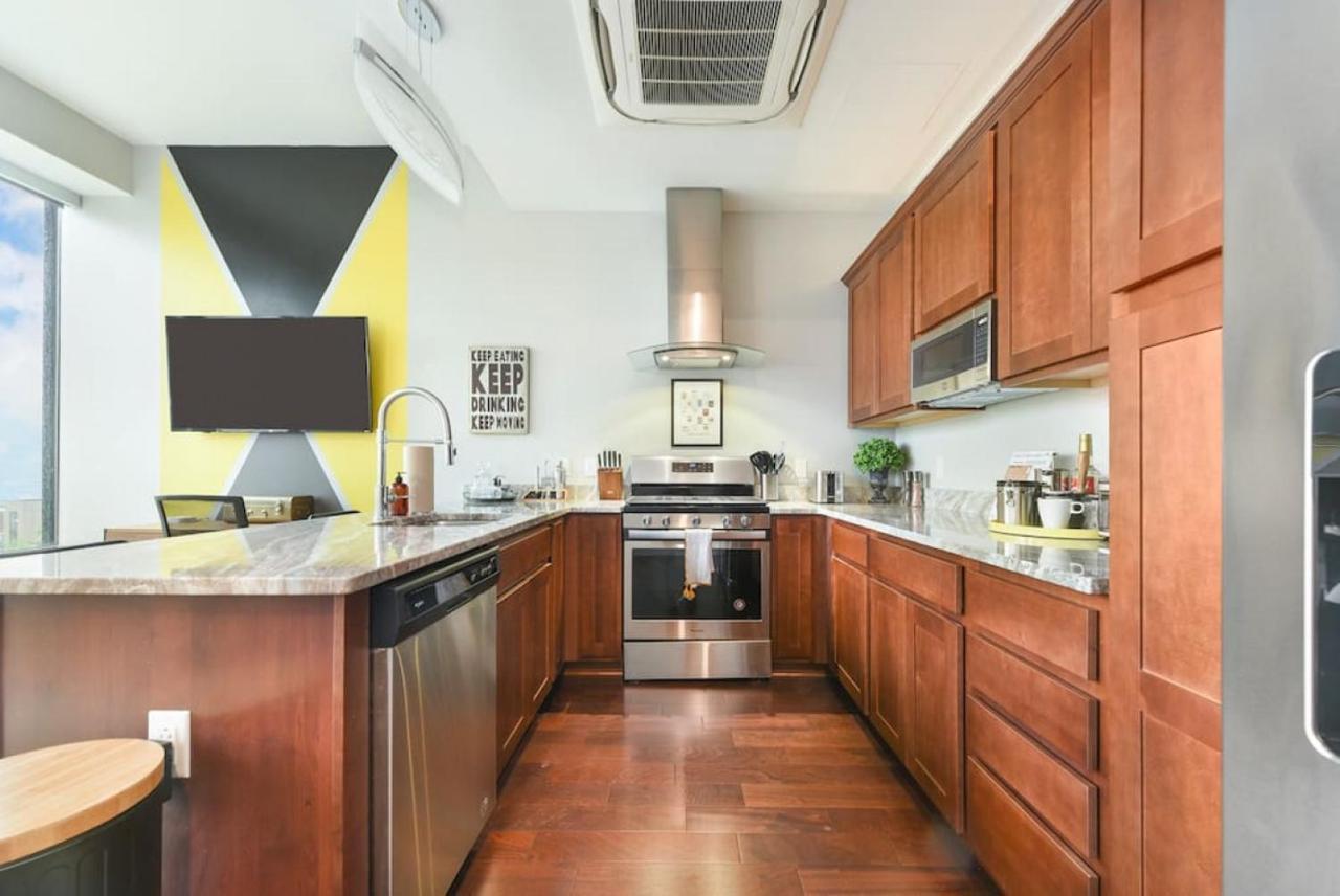 Hostwise - The Washington At Chatham - Free Parking, Fitness Center