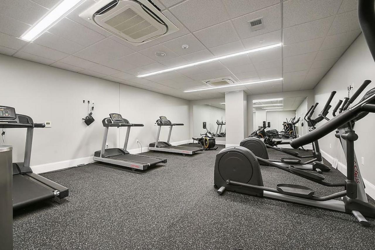 Hostwise - The Washington At Chatham - Free Parking, Fitness Center Apartamento