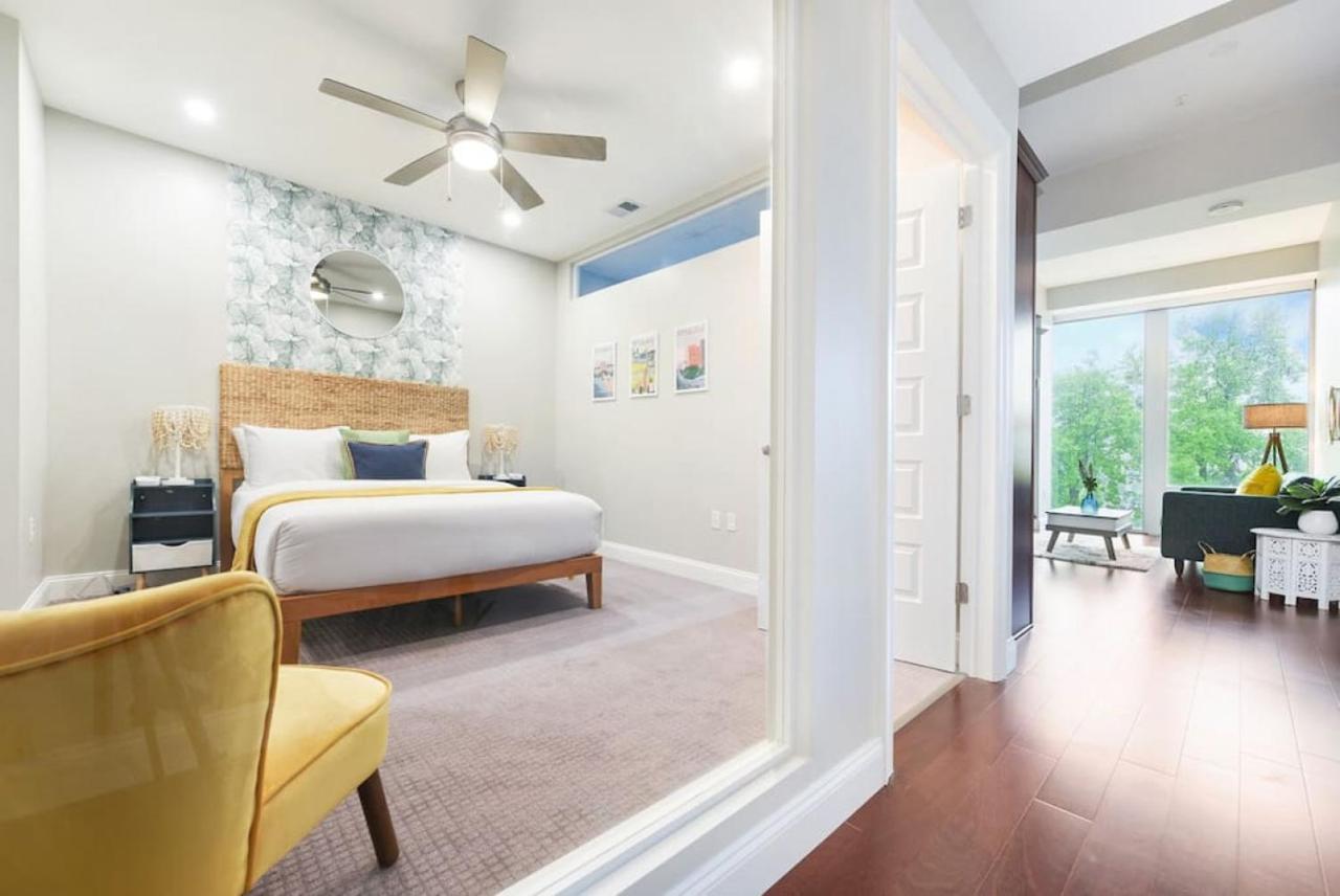 Apartment Hostwise - The Washington At Chatham - Free Parking, Private Gym, Skyline Views! Pittsburgh