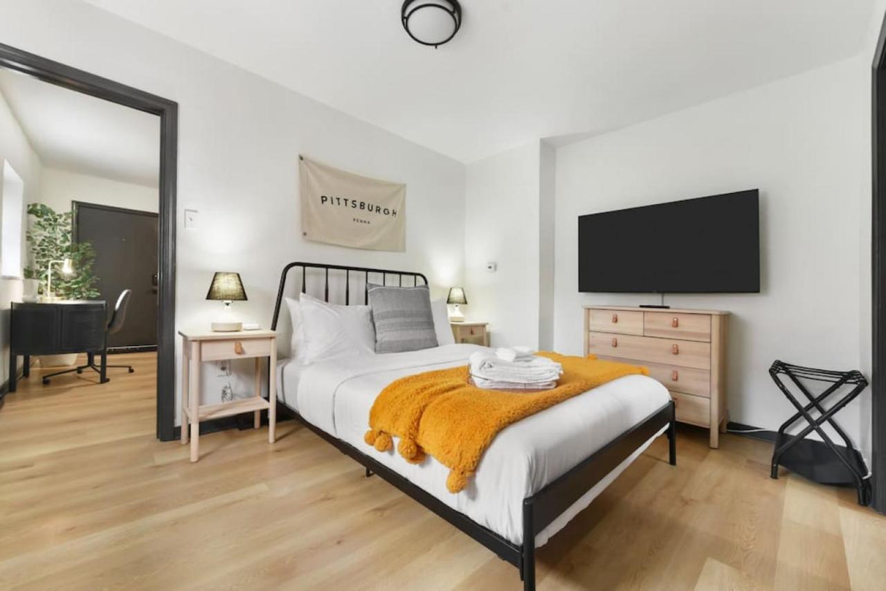 Hostwise - Prime Butler St Location - Lower Lawrenceville Apartment *