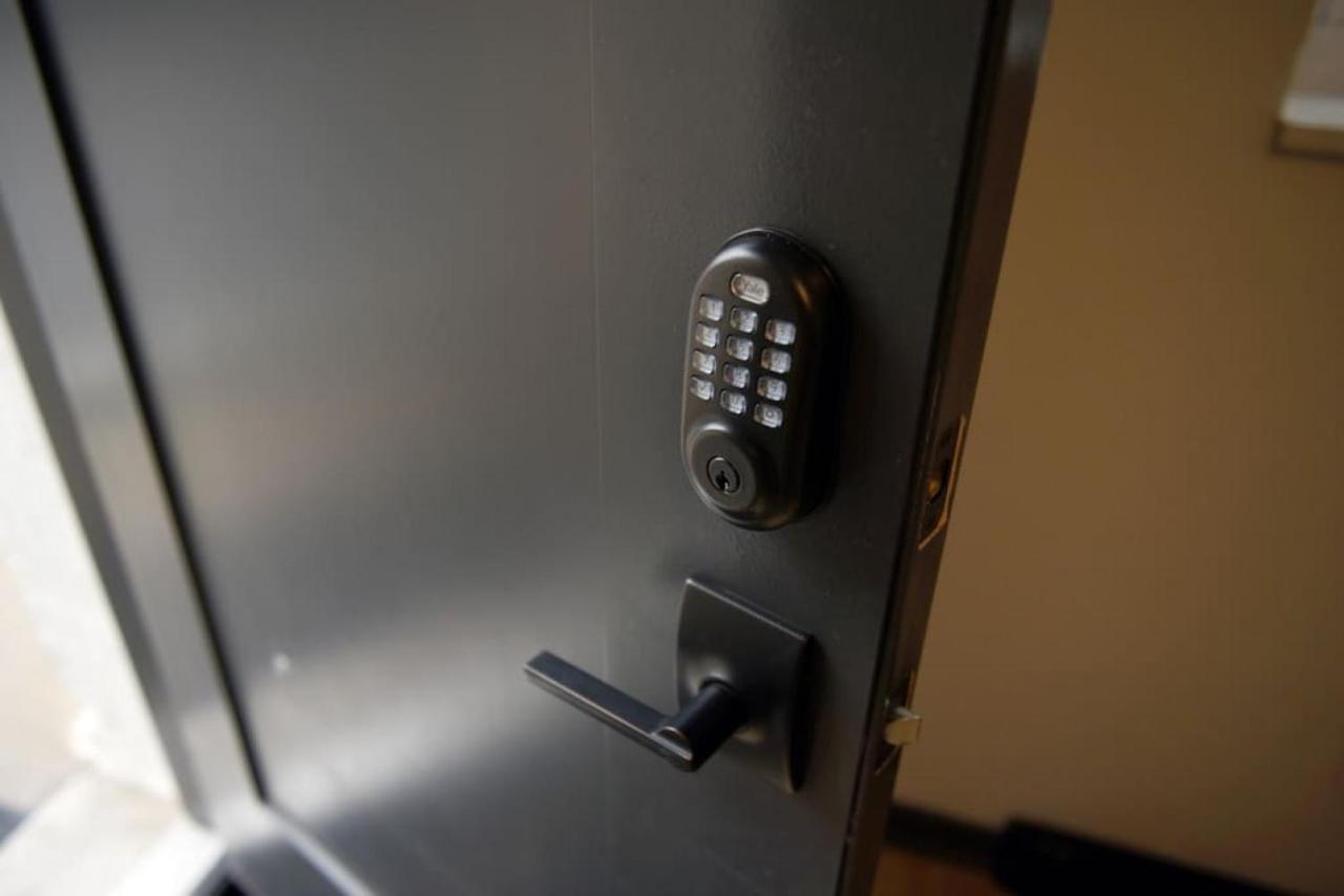 Hostwise - Pet Friendly Butler St Apt, Ground Floor With Private Entrance * Pittsburgh