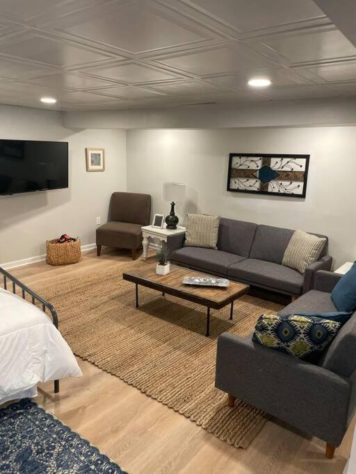 Modern & Chic Xl W Ez Airport Access Pittsburgh