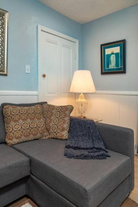 Apartment Stylish And Refined With Easy Access Pittsburgh