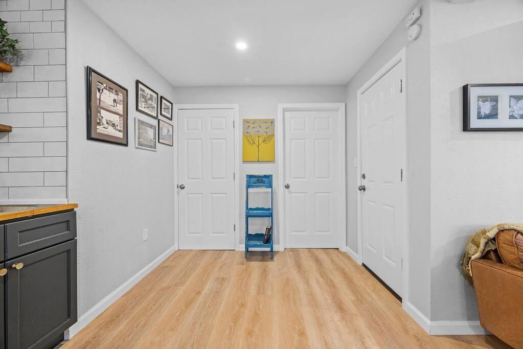 Trendy & Hip South Side Walk To Downtown Apartamento